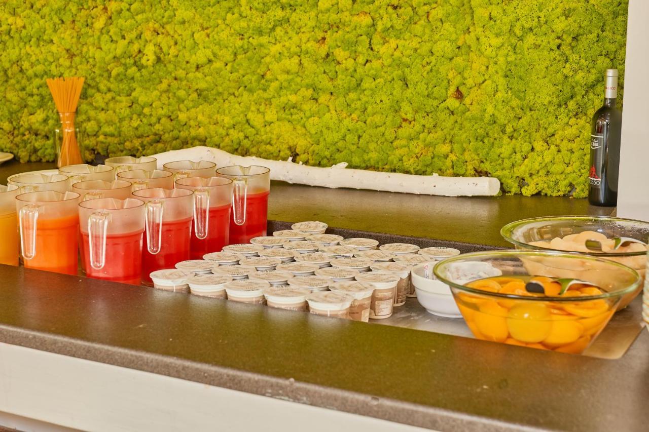 Club Esse Roccaruja Hotel Stintino Ngoại thất bức ảnh